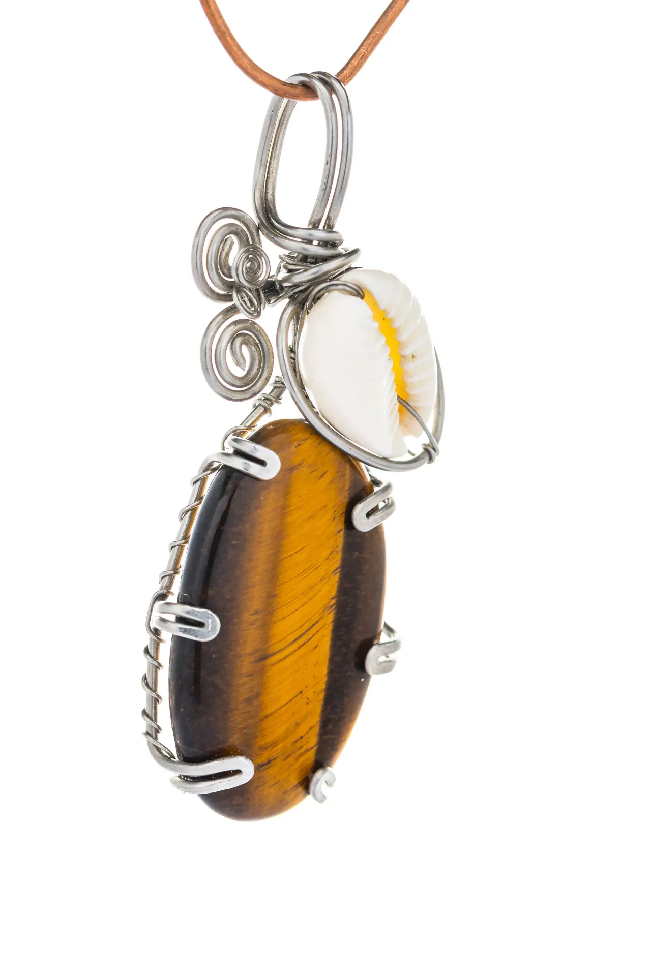 [DI-AC-OT-010] South Tide — Tiger's eye and conch charm