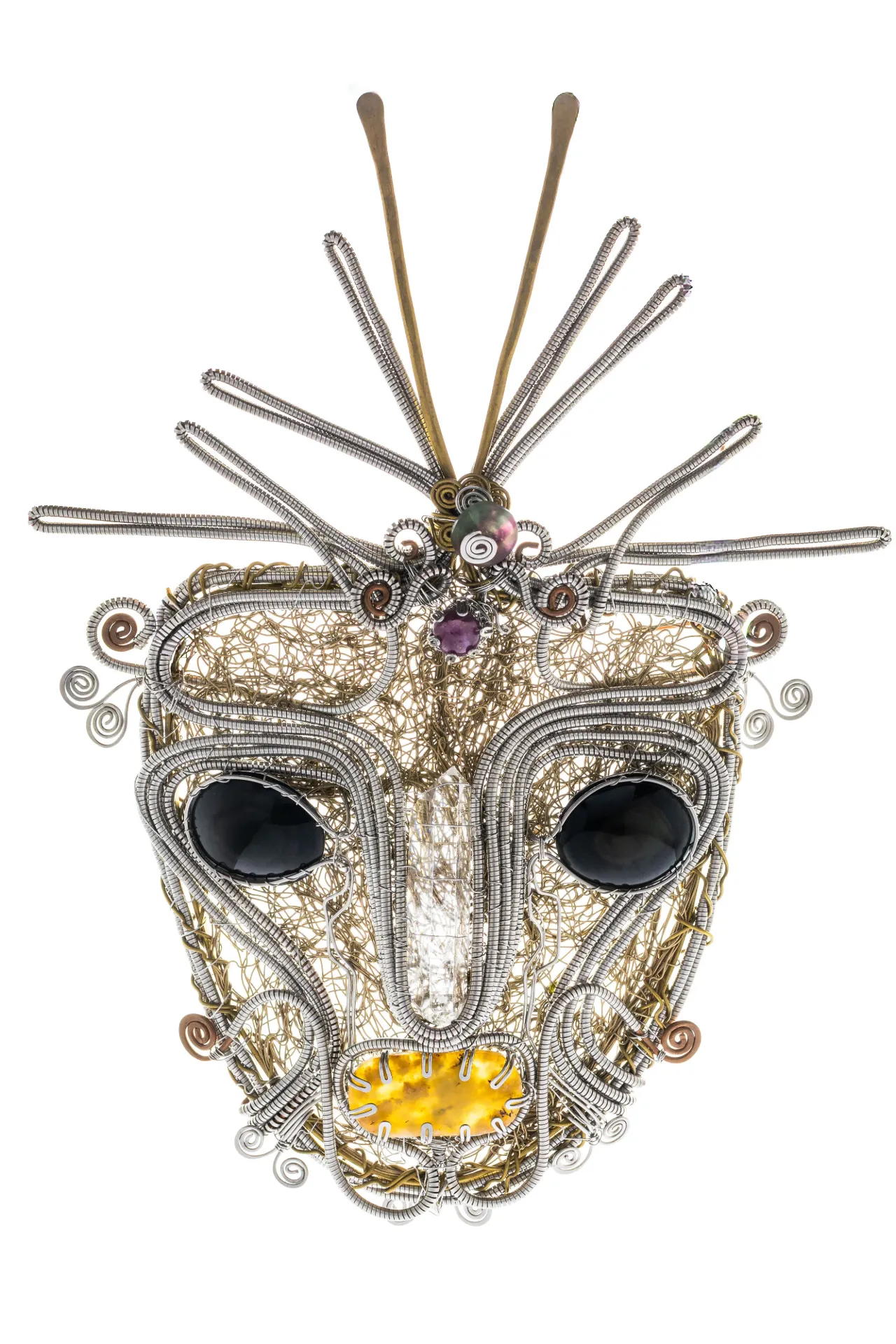 Rostro de los Elementos — Máscara ceremonial en metal